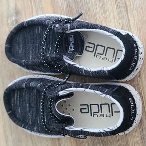 Black Wally Stretch Hey Dude